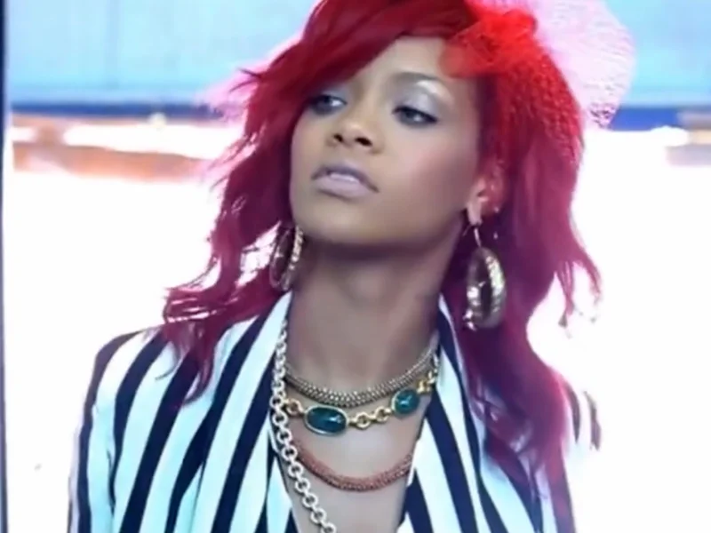 Rihanna - What's My Name?